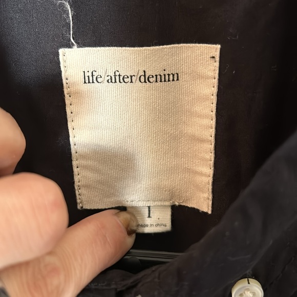 EUC short-sleeved black button down with pocket on left chest. - Picture 2 of 5